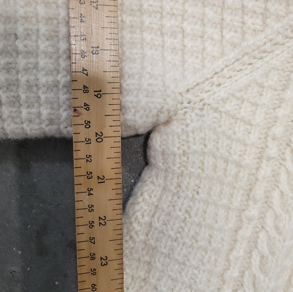 Vintage wool cableknit mens small women's medium sweater - Picture 7 of 12